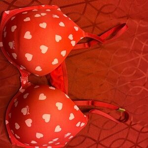 PINK Victoria's Secret Red Heart Pattern Bra